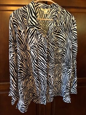Allison Daley Black & White Zebra-Print Button-Down Blouse